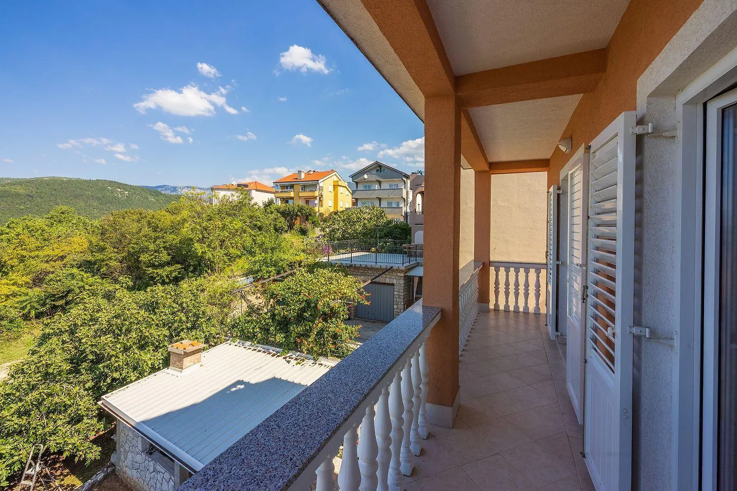 Meerblick Apartment Mit Wifi, Grill, Klima Und Strandnah Crikvenica 0*,  Croatia