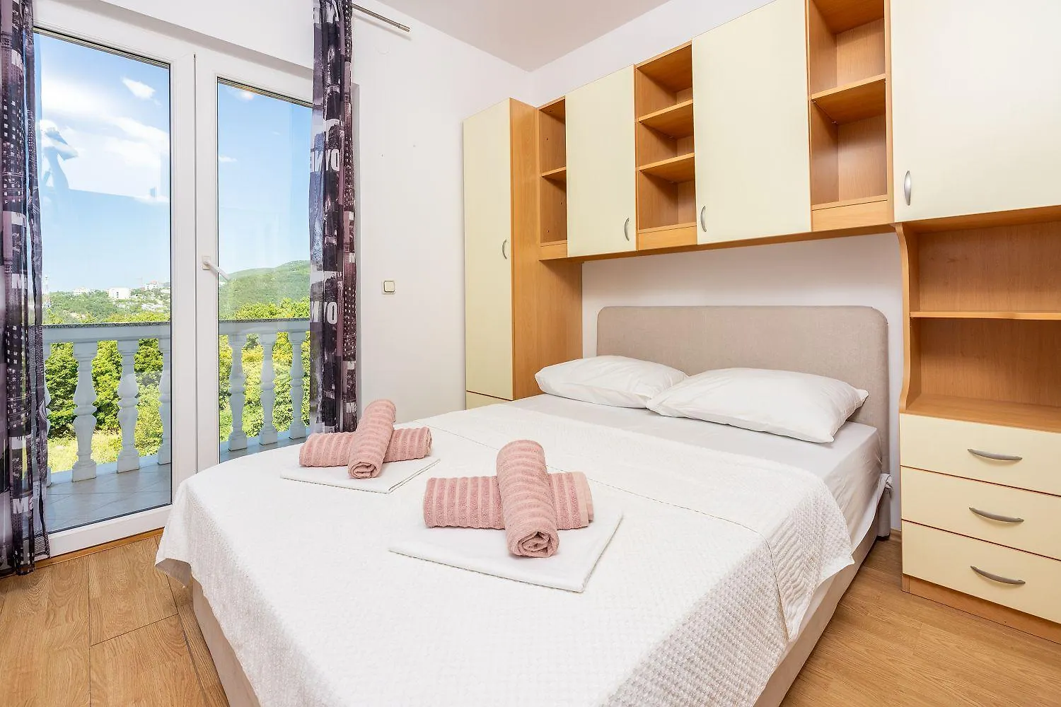 Meerblick Apartment Mit Wifi, Grill, Klima Und Strandnah Crikvenica
